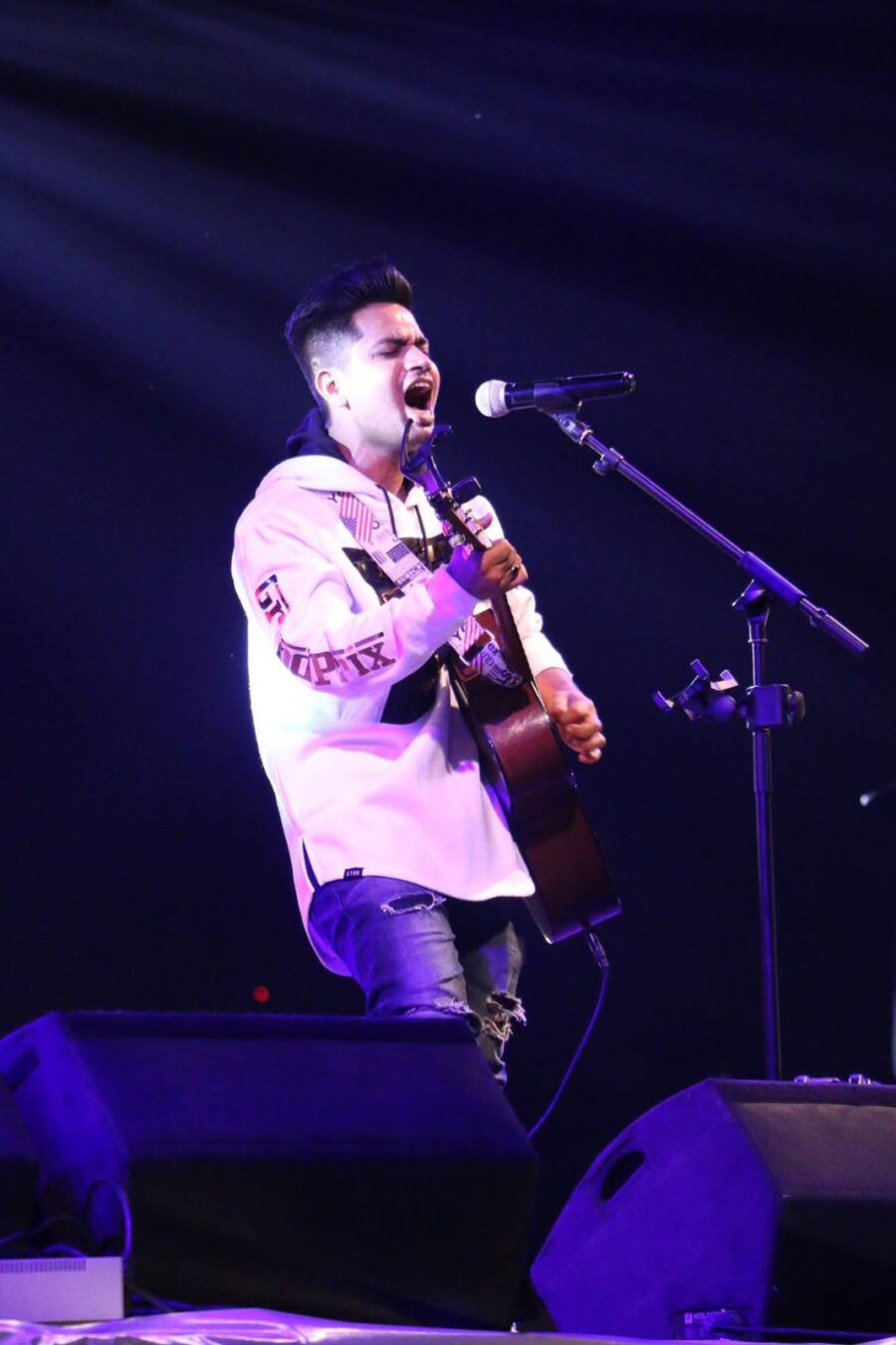 AYAZ SHEIKH – A PASSIONATE VOICE OF PAKISTAN - Diva Magazine